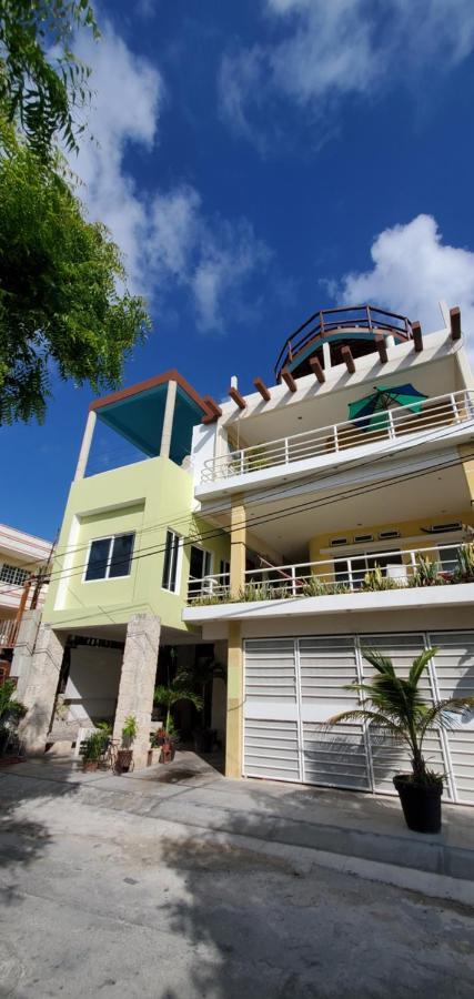 Layla Guesthouse Puerto Morelos Exterior photo
